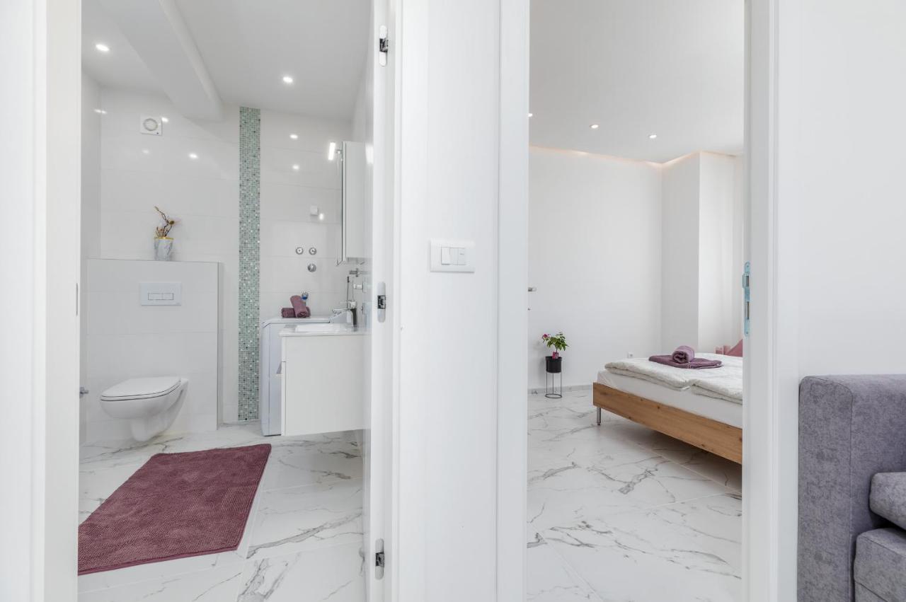 Knezevic A Apartment *