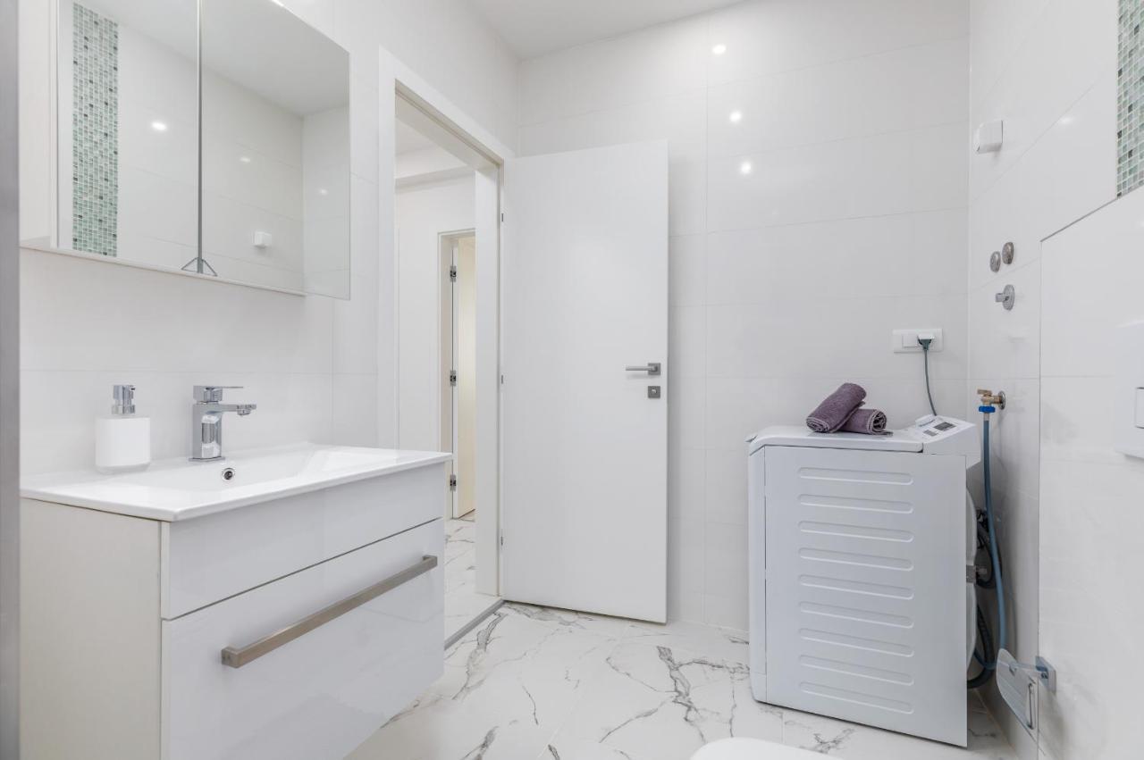 Knezevic A Apartment