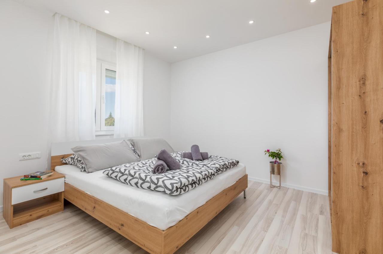 Knezevic A Apartment *