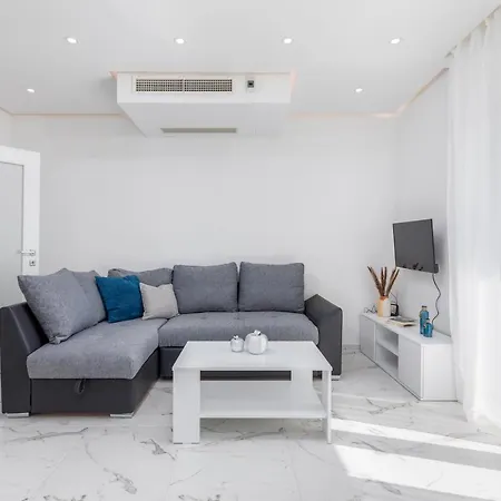 Apartman Knezevic A Fazana Exterior photo